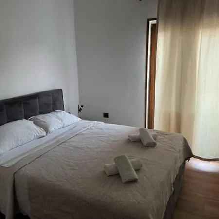 Almira Guest house
