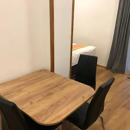 Almira 게스트하우스 3*