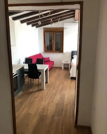 Almira Pensión